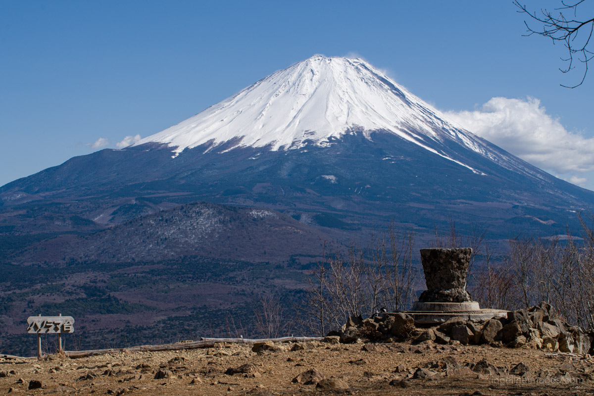 Mt. Sanpobun 三方分山 - RIDGELINEIMAGES.com